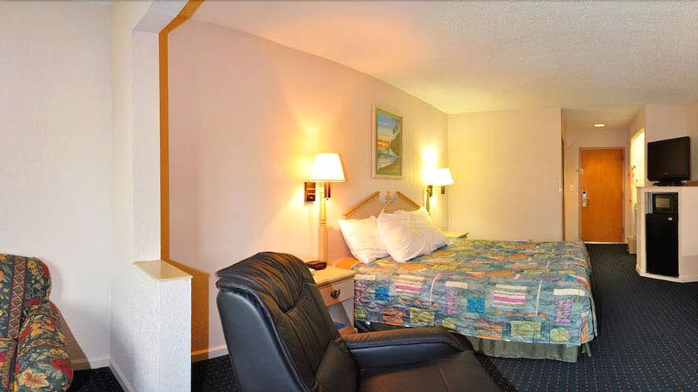 Days Inn By Wyndham Panama City/Callaway Eksteriør billede
