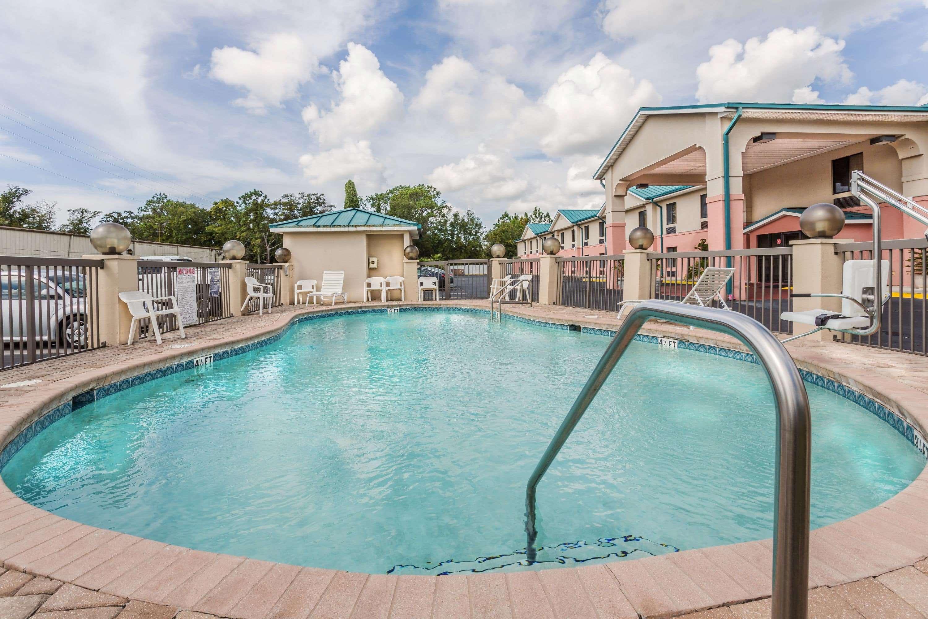 Days Inn By Wyndham Panama City/Callaway Eksteriør billede